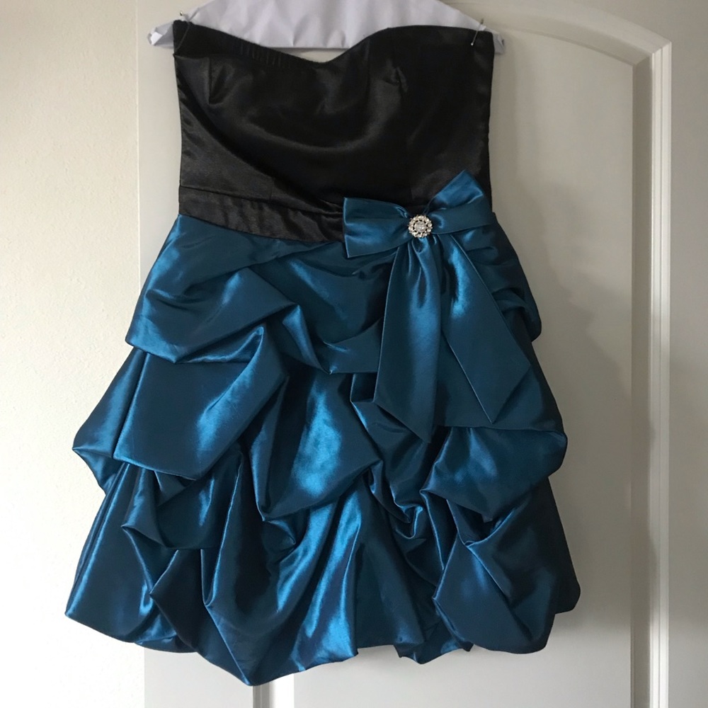 Trixxi formal dress